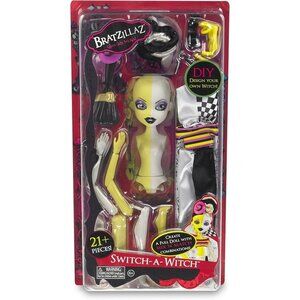 Bratzillaz Switch-A-Witch Doll, Single Pack (Style 1)